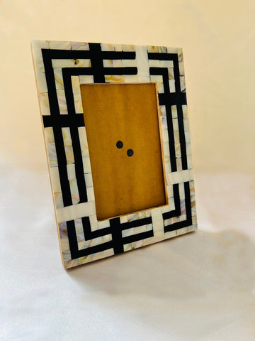 Jodha Sovereign Pearl Photo Frame in Mother of Pearl