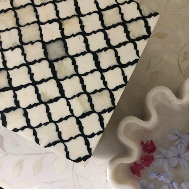 Bone Inlay Box : Reverse Quatrefoil Black - Jodha Furniture