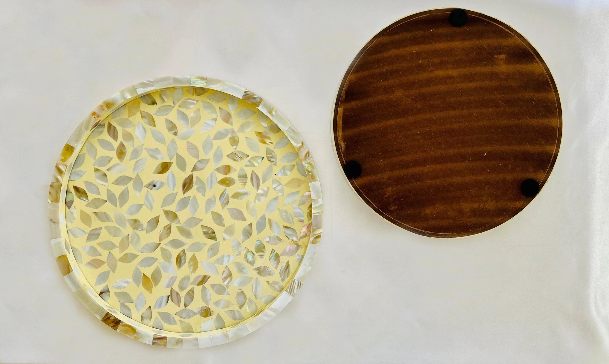 Golden Elegance Leaf Tray - Jodha Furniture