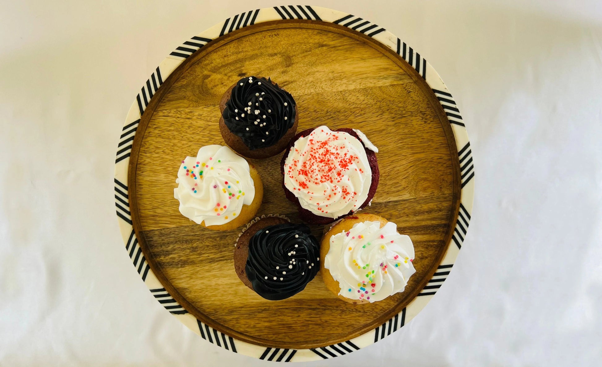 Whimsical Treats Stand - Jodha Furniture